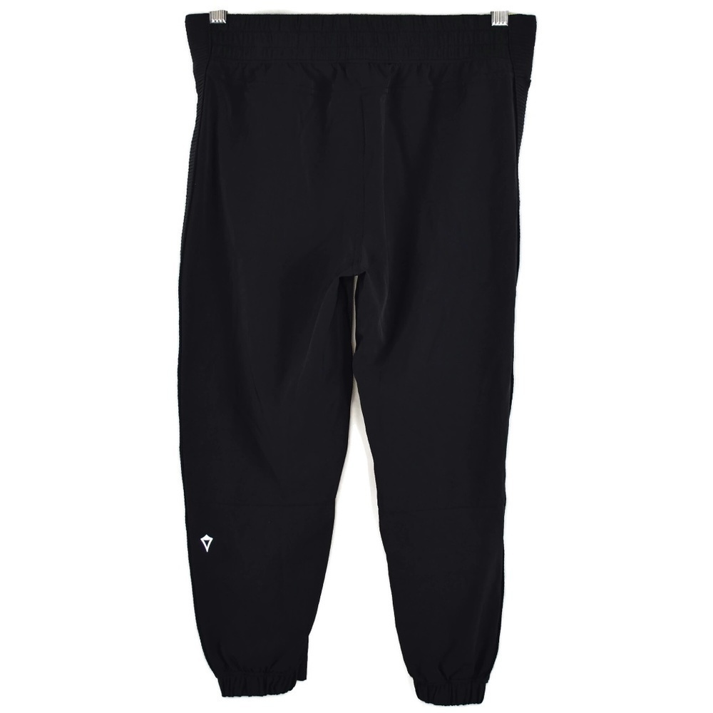 ivivva Your Pursuit Pleated Crops Size 14 in Black